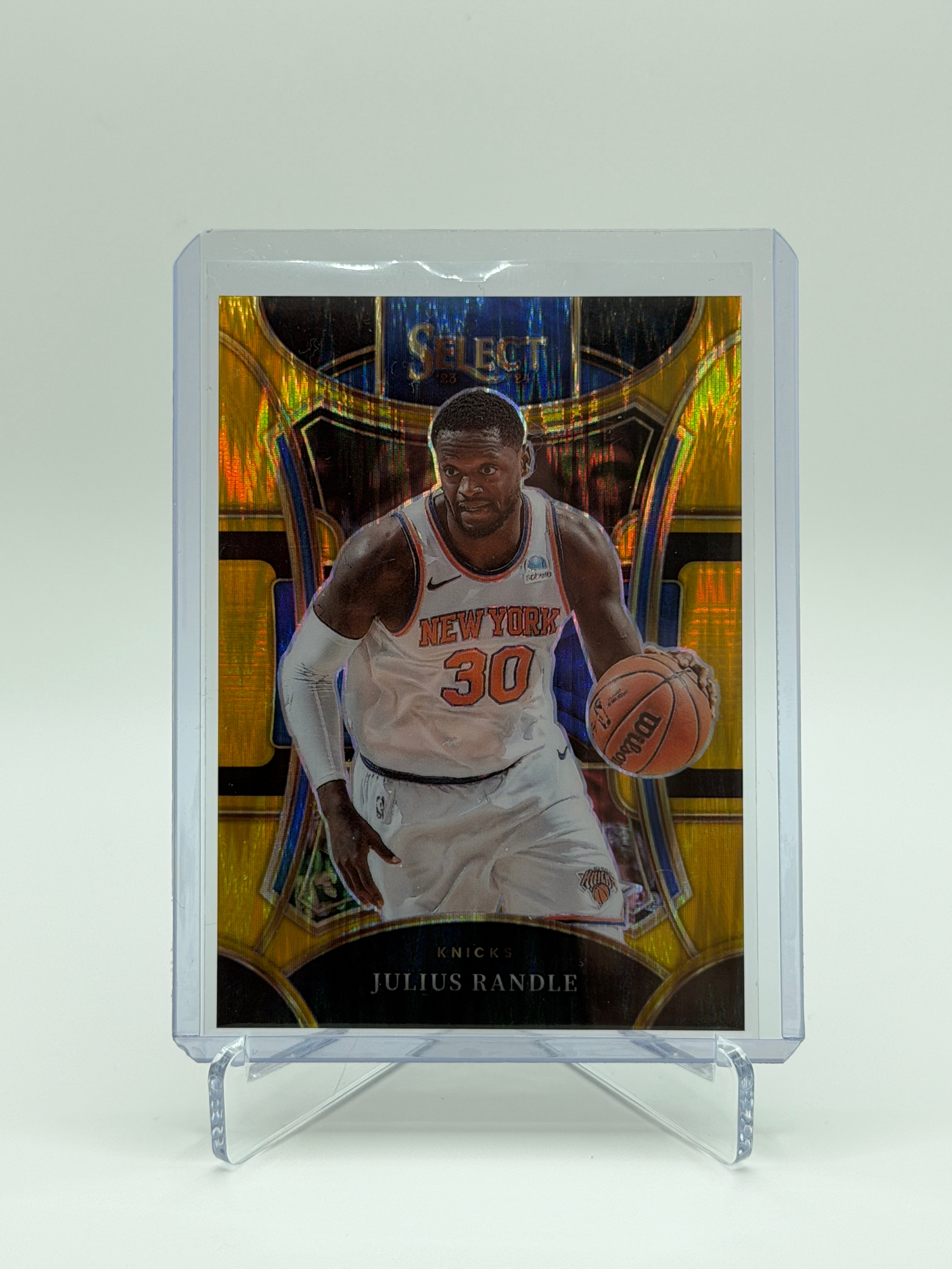 Julius Randle Mezzanine Gold Prizm /10 #355 panini 2023-2024 New York Knicks